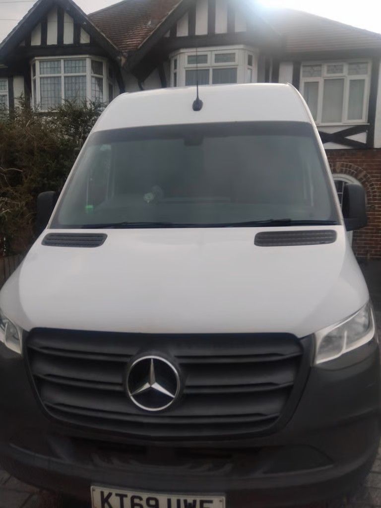 image for Man And Van Services Birmingham - House Removals, Student Moves, Furniture Movers 🚚