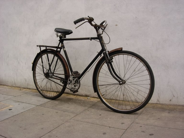 image for arge Vintage 1948 Hopper Mens Roadster/ Town Bike, Runs Well, Resto Project?? CHEAP PRICE!!!