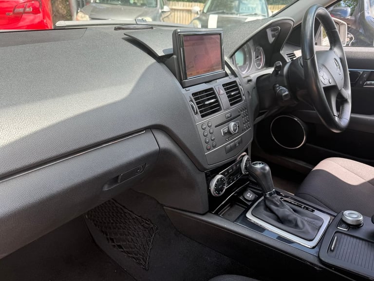 2010 Mercedes-Benz C-Class 2.1 C200 CDI BlueEfficiency Executive SE Saloon 4dr Diesel Auto Euro 5...