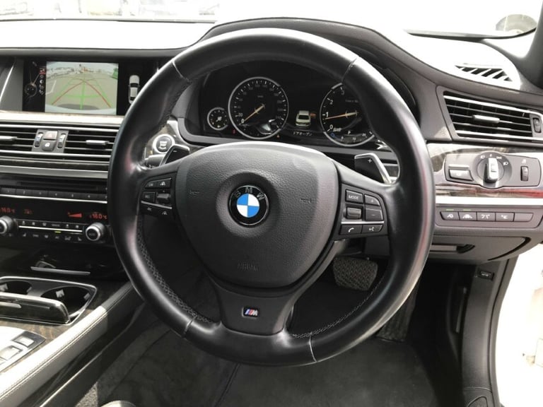 2015 65 BMW 750I M SPORT 4.4 V8 AUTOMATIC - OVER £17,500 OF OPTIONS EXTRAS