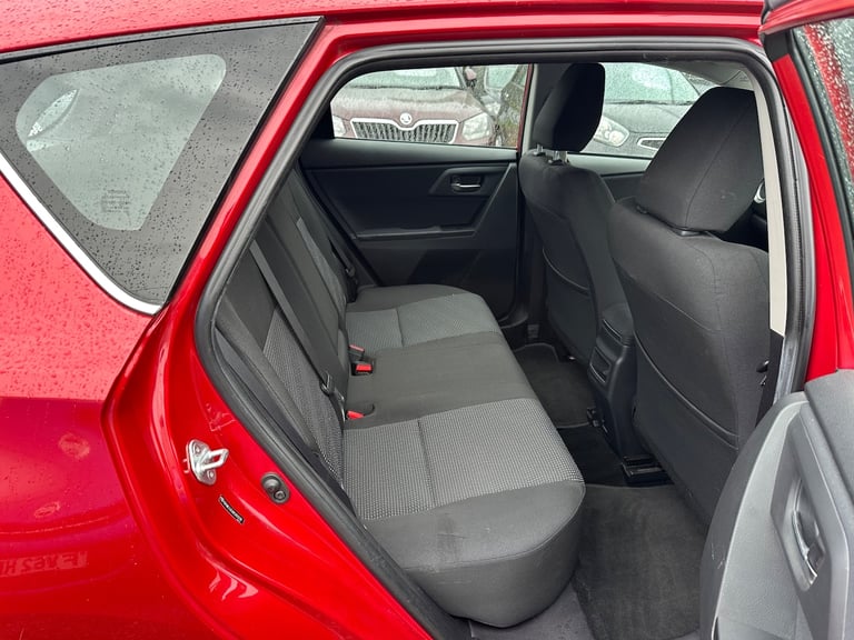 2014 Toyota Auris 1.6 V-Matic Icon Hatchback 5dr Petrol Manual Euro 5 (132 ps)