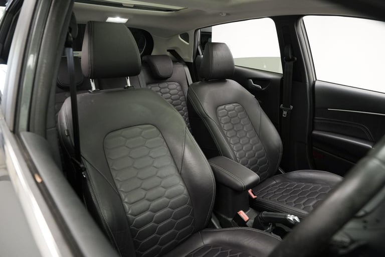 2018 Ford Fiesta 1.0T EcoBoost Vignale Auto Euro 6 (s/s) 5dr HATCHBACK Petrol Automatic