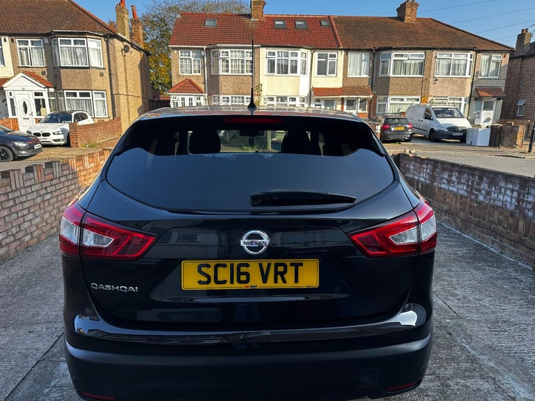 Nissan QASHQAI 2016, Hatchback, Petrol, Manual, 5 doors