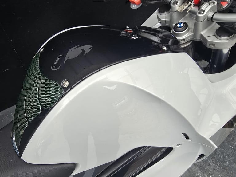 BMW F 800 2011 HPI CLEAR | MOT, SERVICE & WARRANTY INCLUDED