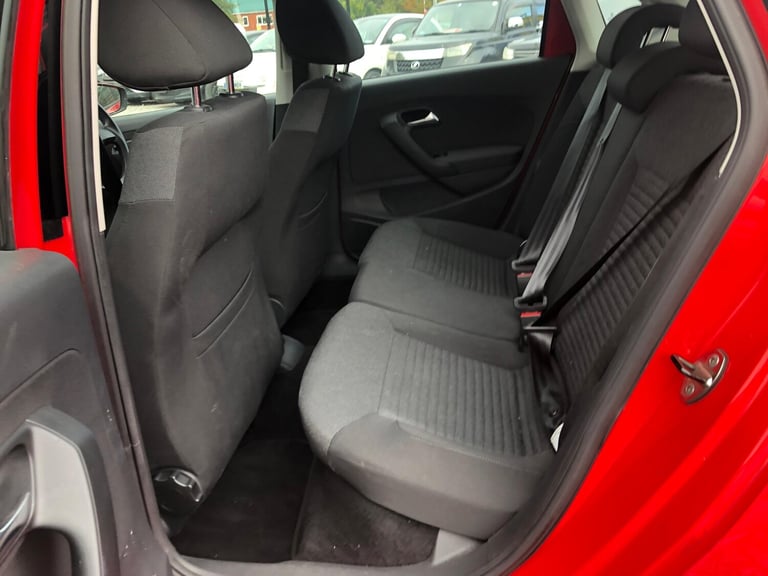 2012 Volkswagen Polo  1 190 CC VOLKS W POLO 6 TSI Petrol