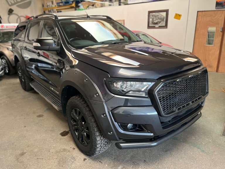 image for 2017 Ford Ranger 2.2 TDCi Limited Super Cab Pickup 4WD Euro 5 4dr PICK UP Diesel Manual