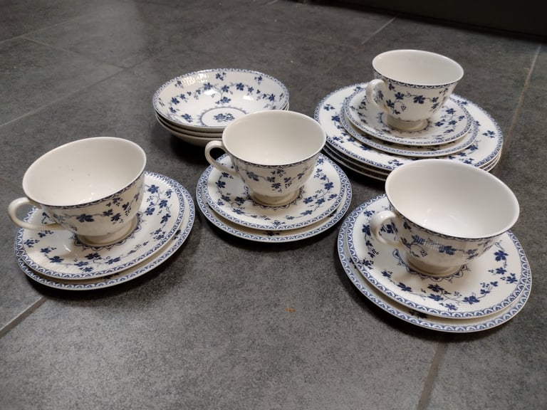 image for Royal Doulton Yorktown (TC1013) Old Style -Ribbed Excellent Condition - offers welcome