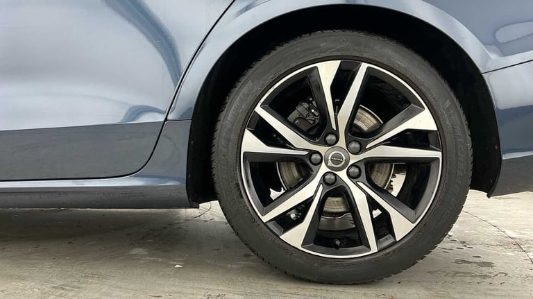 2021 Volvo V60 2.0 B3P R DESIGN 5dr Auto Estate Petrol Automatic