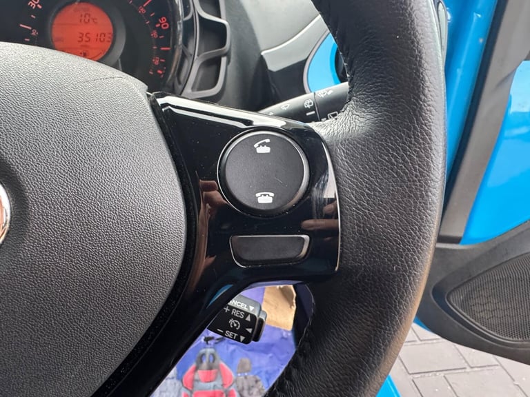 2016 Toyota AYGO 1.0 VVT-i x-cite (INstyle pack) Euro 6 3dr HATCHBACK Petrol Manual