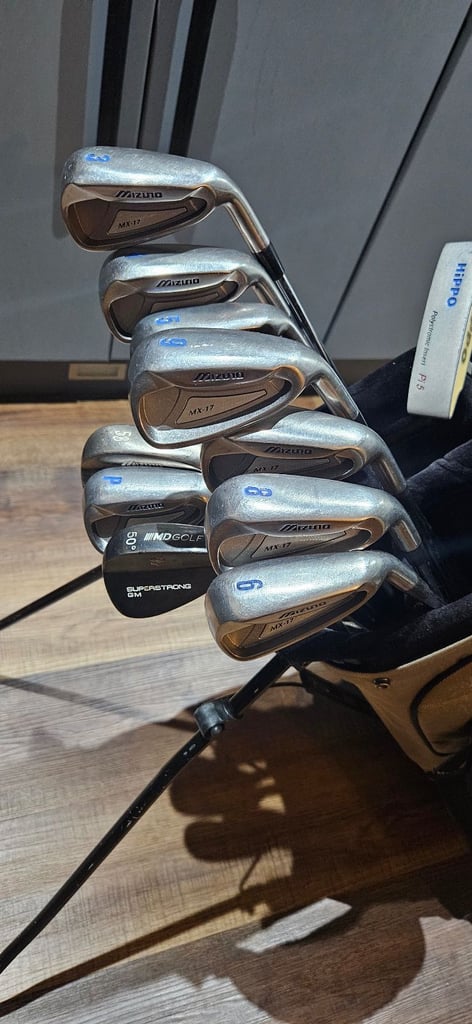 image for Mizuno golf set