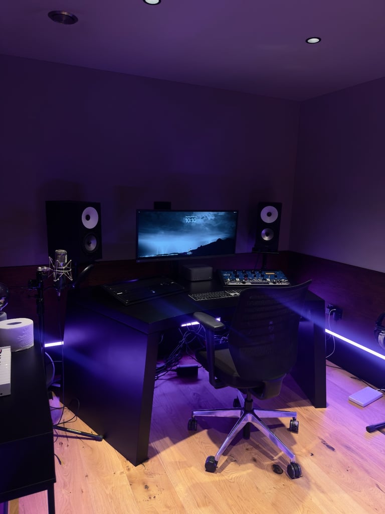 Studio for Rent – Fully Equipped Professional Recording Space (Hainault Business Park)