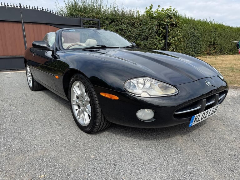 JAGUAR XK8 4.2 S 2002