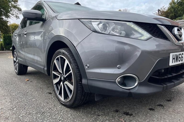 2016 Nissan Qashqai 1.2 DiG-T Tekna [Non-Panoramic] 5dr HATCHBACK PETROL Manual