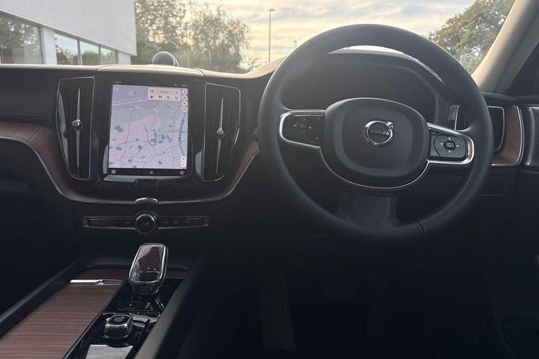 2023 Volvo XC60 2.0 B5 MHEV Ultimate SUV 5dr Petrol Hybrid Auto AWD Euro 6 (s/s) (250 ps) ESTATE ...