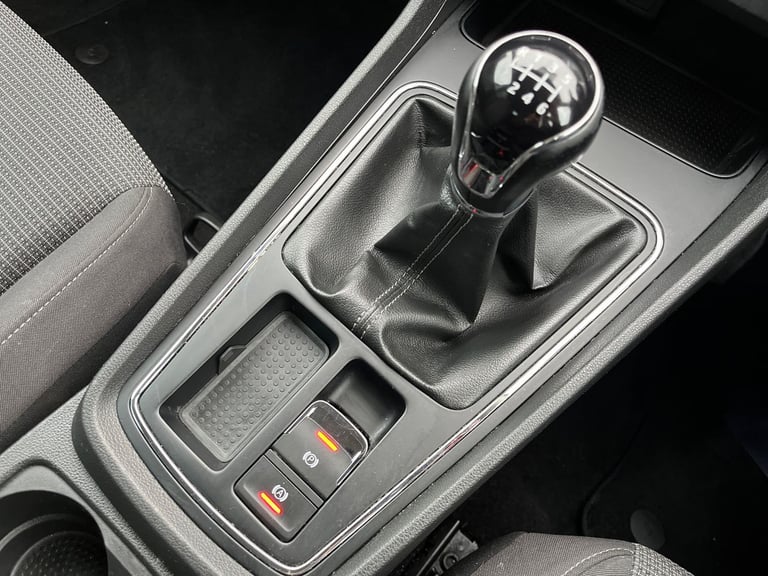  SEAT Leon 1.2 Tsi Se Dynamic Technology Hatchback 5dr Petrol Manual Euro 6 s/s