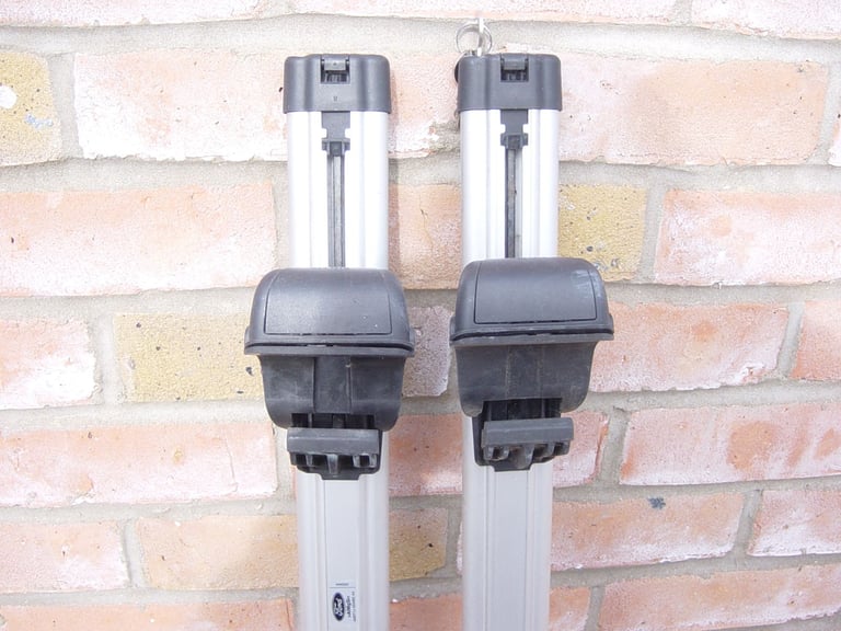 Ford roof bars