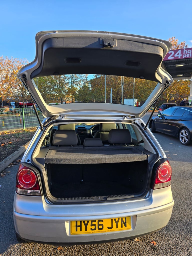 Volkswagen, POLO, Hatchback, 2006, Automatic, 1390 (cc), 5 doors