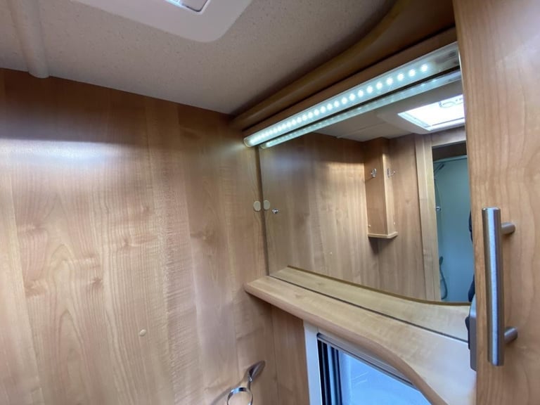 2011 AUTO-TRAIL FRONTIER MOHAWK LUXURY MOTORHOME