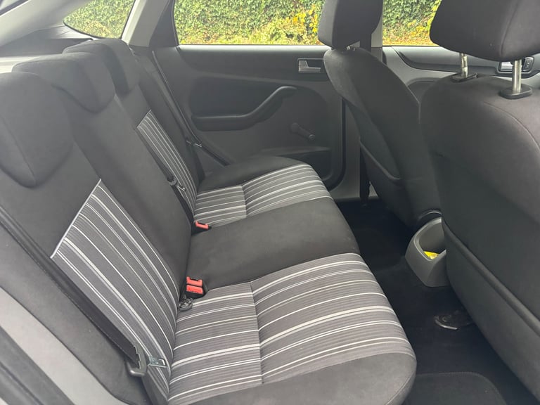 Ford, FOCUS, Hatchback, 2010, Manual, 1596 (cc), 5 doors