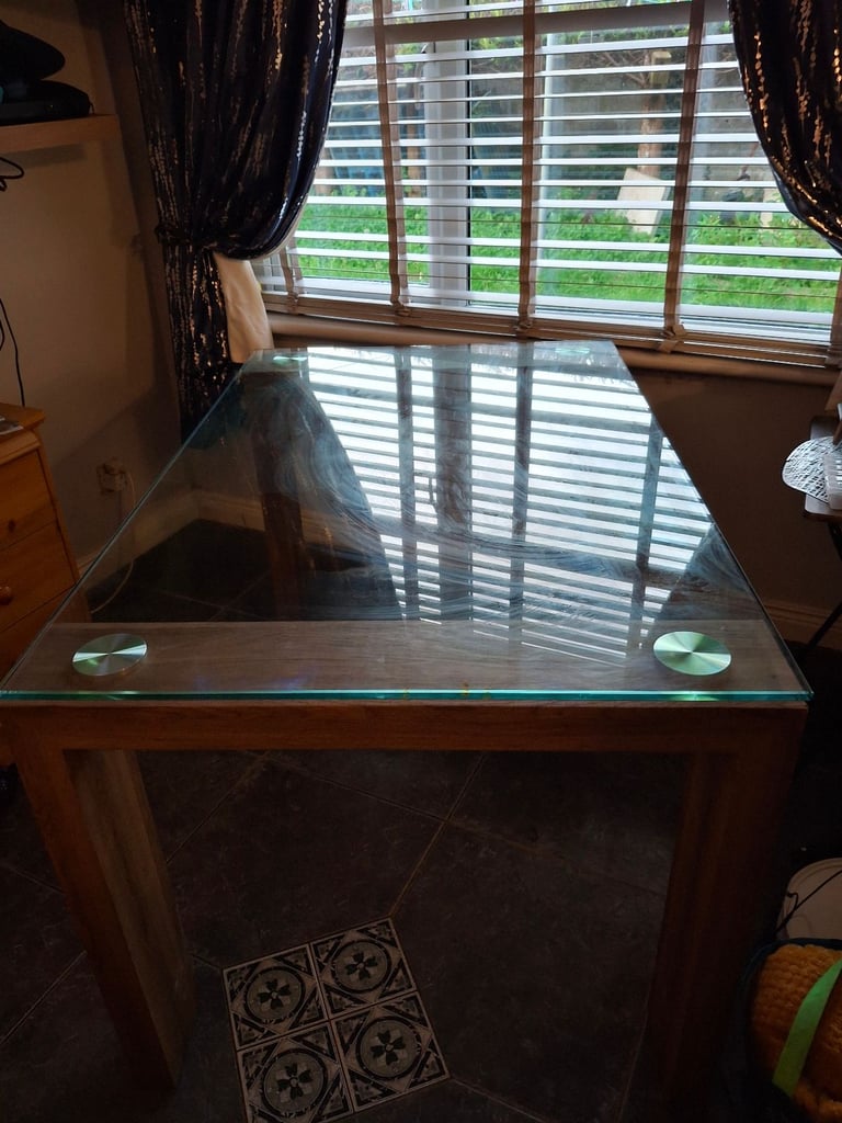 image for Kitchen table for sale 