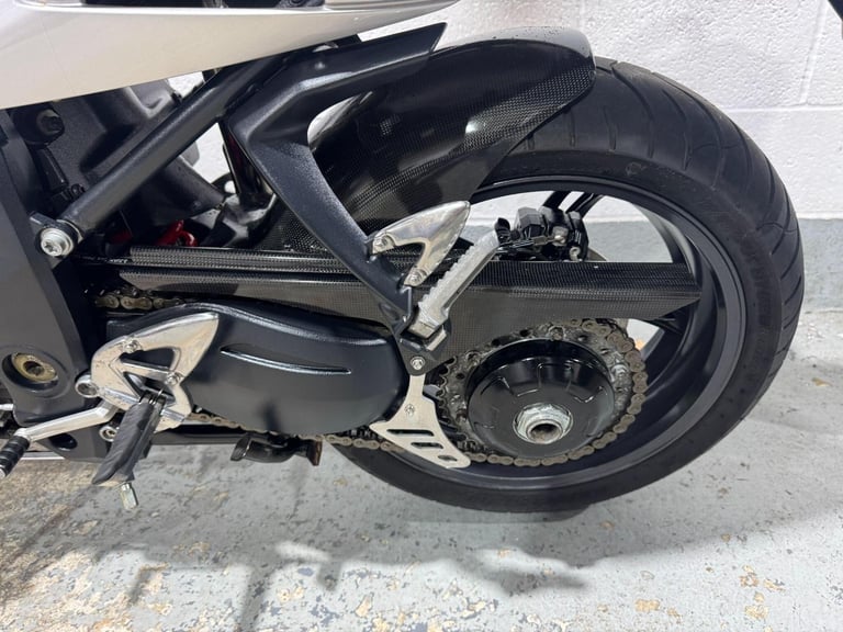 2005 Triumph Sprint ST 1050