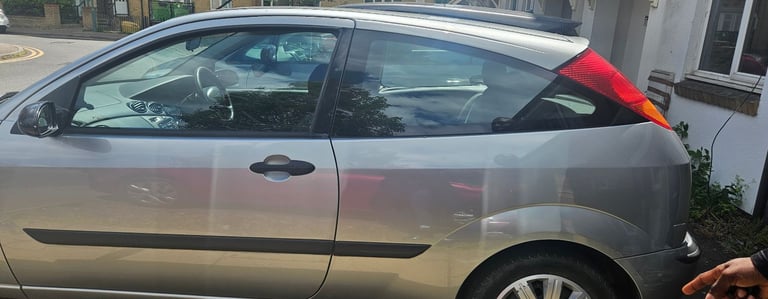 Ford, FOCUS, Hatchback, 2004, Manual, 1596 (cc), 3 doors