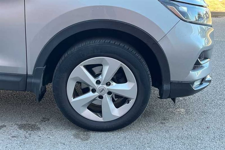2020 Nissan Qashqai 1.3 DIG-T Acenta Premium SUV 5dr Petrol Manual Euro 6 (s/s) (140 ps) SUV Petr...