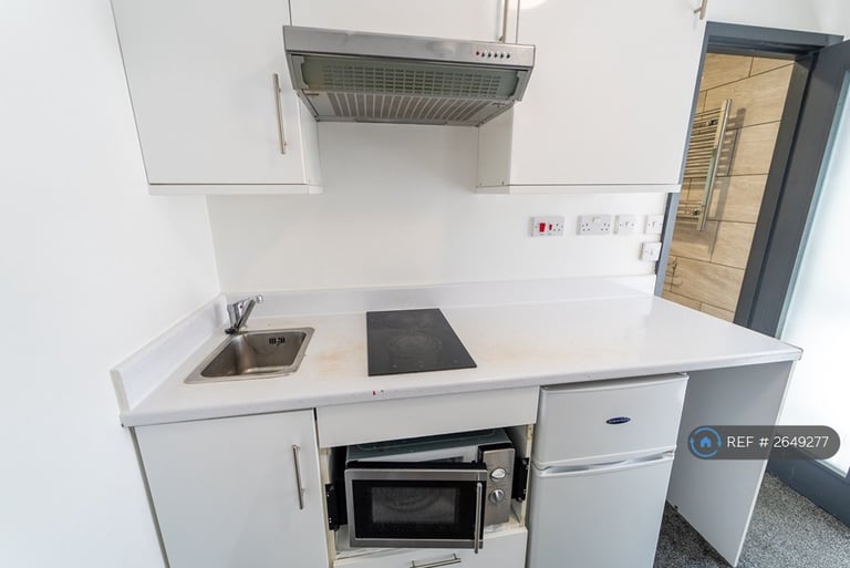 Studio flat in Pershore Road, Birmingham, B5 (#2649277)