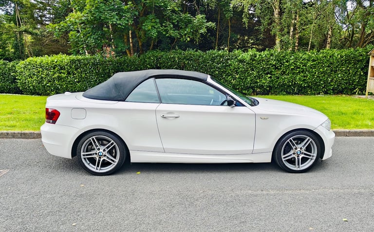 BMW, 1 SERIES, Convertible, 2012, Manual, 1995 (cc), 2 doors