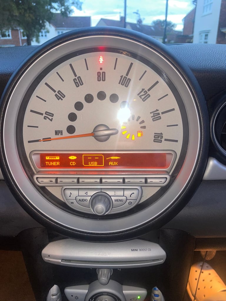 Mini, HATCHBACK, Hatchback, 2009, Manual, 1397 (cc),3 doors - Image 2