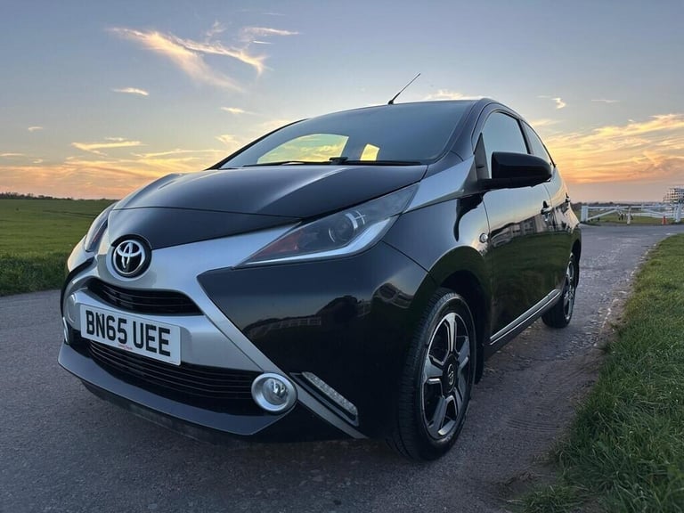 2015 Toyota AYGO 1.0 VVT-i X-Clusiv 5dr HATCHBACK Petrol Manual