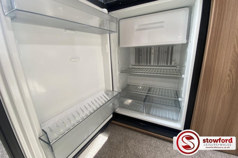 2022, Swift Sprite Major 4 SB, Pre Owned Caravan