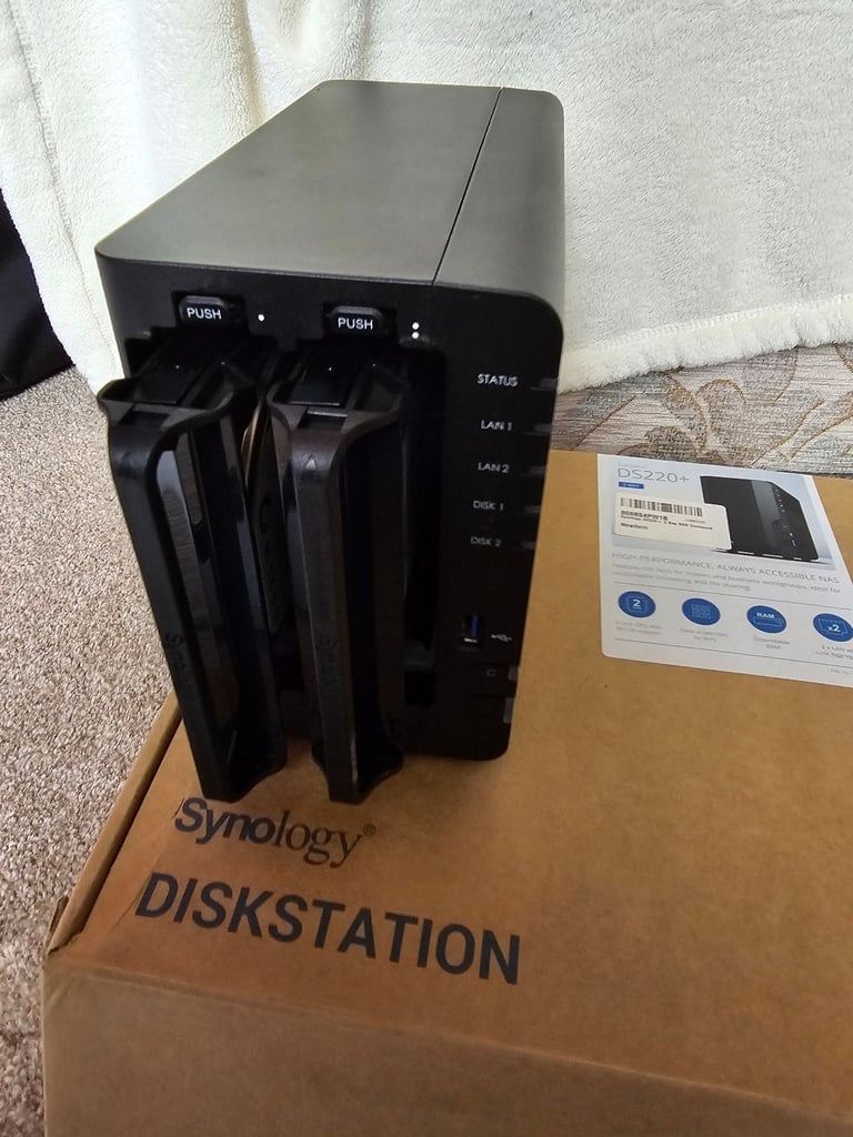 Synology NAS DS220+ Diskstation NAS 16tb toshiba n300 hdds