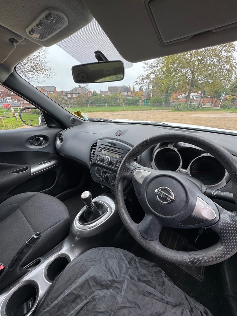 Nissan, JUKE, Hatchback, 2014, Manual, 1461 (cc), 5 doors