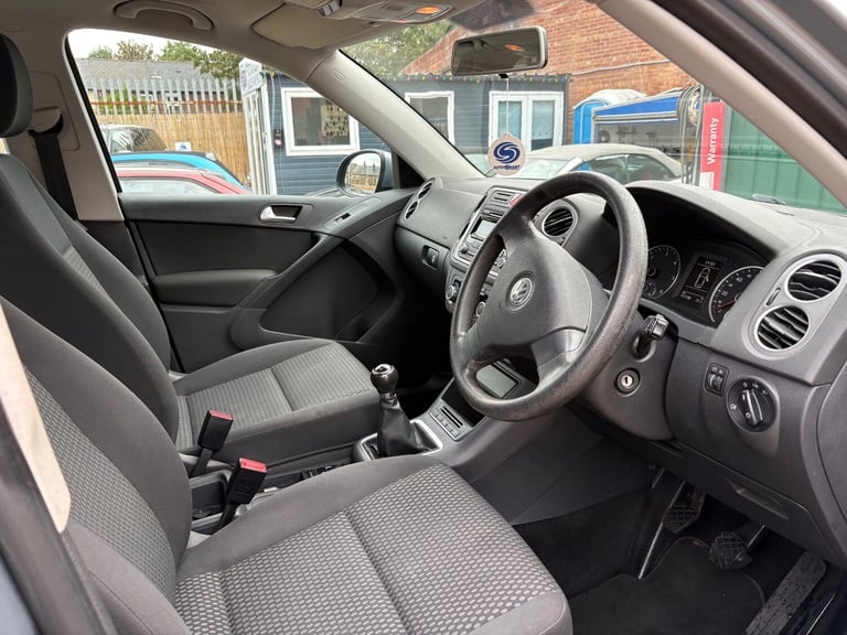 2010 Volkswagen Tiguan 2.0 TDi S 5dr ESTATE Diesel Manual