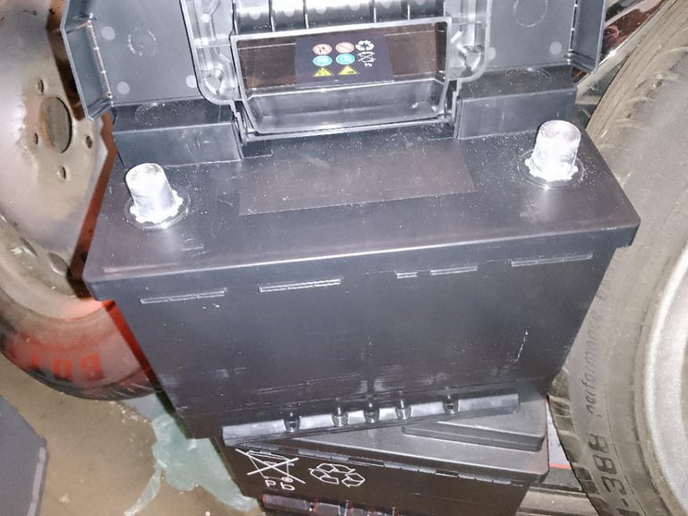 BMW MINI BATTERIES NEW AND USED  OTHER TYPES AND MAKES AVAILABLE