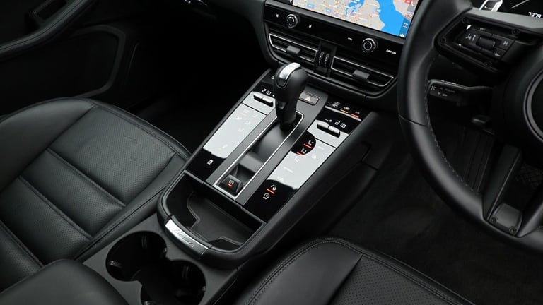 2024 Porsche Macan 2.0T T SUV 5dr Petrol PDK 4WD Euro 6 (s/s) (265 ps) SUV Petrol Automatic