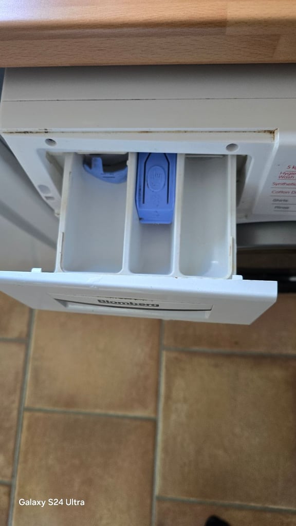 Blomberg Washer Dryer (Ruislip)