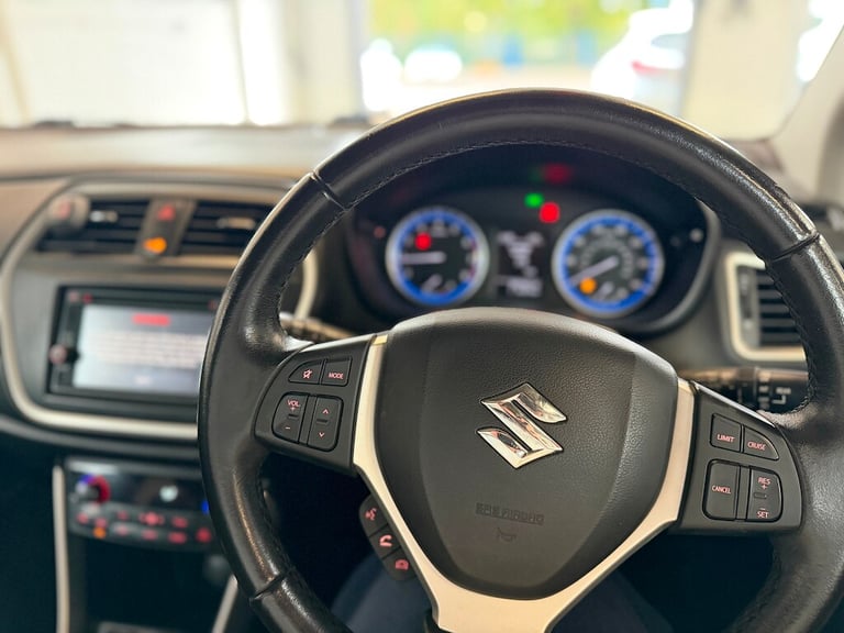 2014 Suzuki SX4 S-Cross 1.6 SZ5 SUV 5dr Petrol Manual Euro 6 (120 ps) SUV Petrol Manual