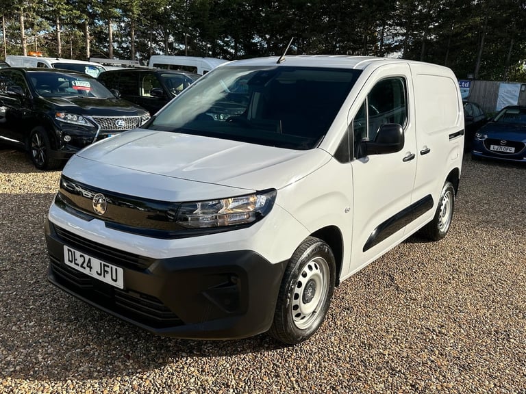2024 Vauxhall Combo 1.5 Turbo D 2300 Prime Panel Van SWB Euro 6 (s/s) 5dr PANEL VAN Diesel Manual