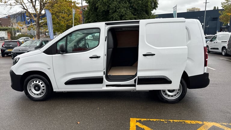 2024 Vauxhall Combo 1.5 Turbo D 2300 Prime XL Panel Van 6dr Diesel Manual LWB Euro 6 (s/s) (100 P...