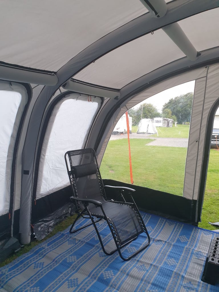 Caravan Air Awning plus Annexe for sale OPEN TO REASONABLE OFFERS