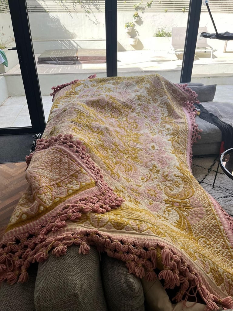 Vintage throw tassels bedspread 60’s