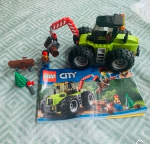 Lego city forest tractor 60181 building kit hot sale