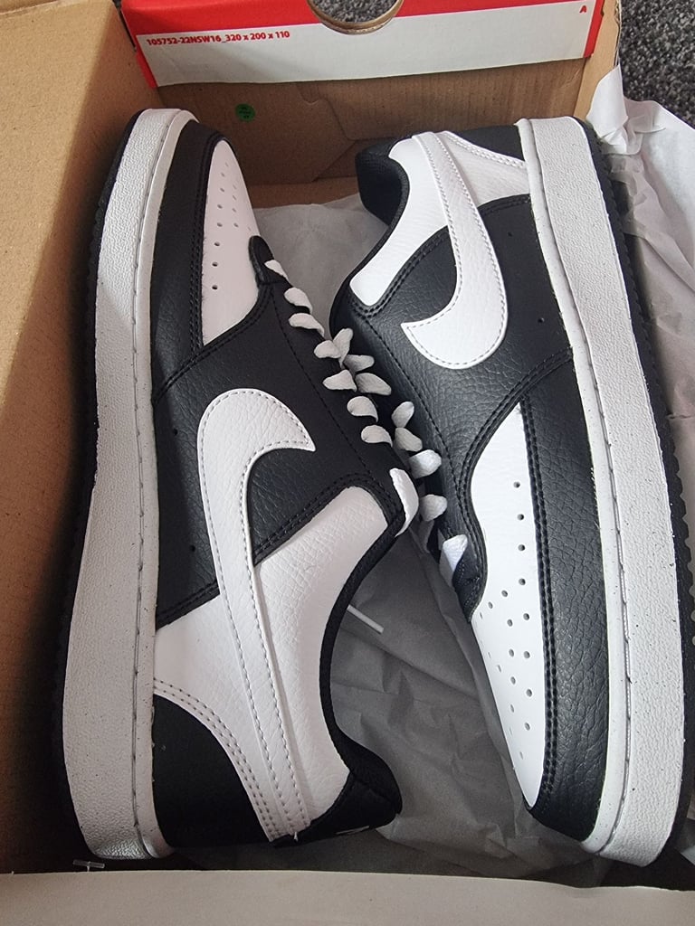 image for Nike trainers. Uk 7