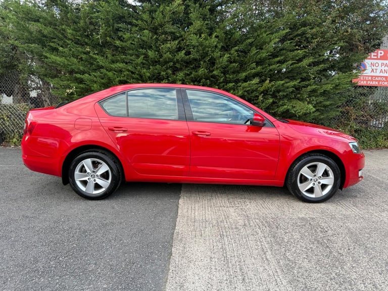 2016 Skoda Octavia 1.6 TDI SE DSG Euro 6 (s/s) 5dr HATCHBACK Diesel Automatic