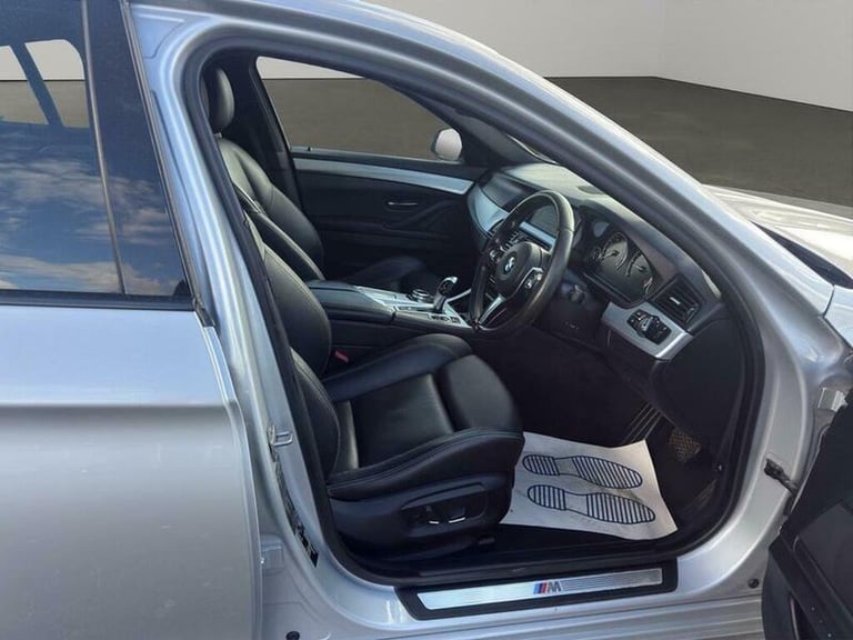 2014 BMW 5 Series 520d M Sport 4dr Step Auto SALOON DIESEL Automatic