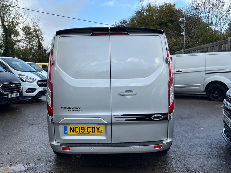 2019 Ford Transit Custom 2.0 EcoBlue 130ps Low Roof Limited Van PANEL VAN DIESEL Manual