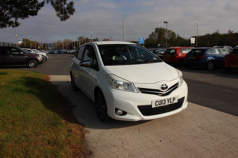 image for 2013 Toyota Yaris 1.33 Dual VVT-i Trend Hatchback 5dr Petrol Manual Euro 5 (99 ps) Hatchback Petr...