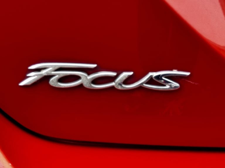 2011 Ford Focus 1.6 TDCi Titanium Euro 5 (s/s) 5dr HATCHBACK Diesel Manual